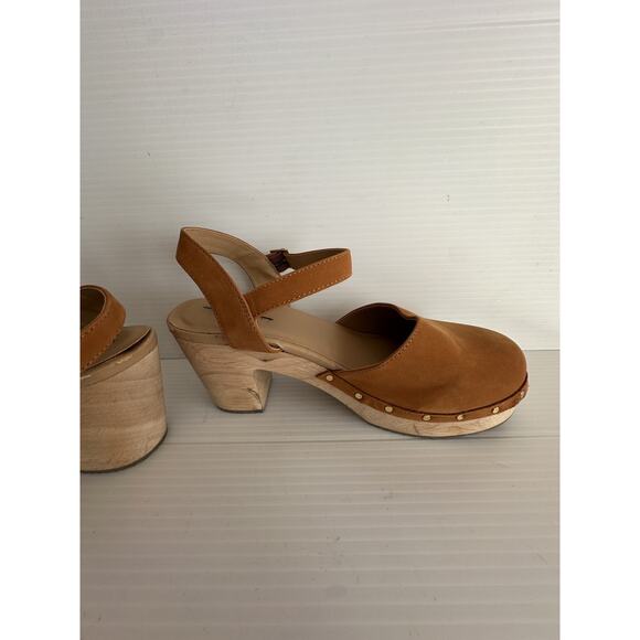 LOFT Tan Beige Leather Wood Heel Platform Ankle Strap Clogs 8 M - Picture 2 of 8